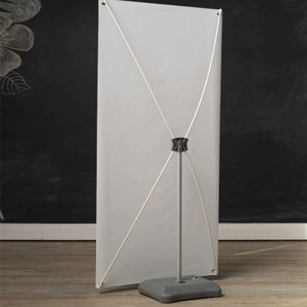 X-banner-ohmycom-exterieur-3